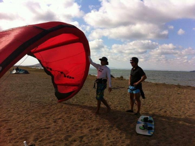  imparare a fare kitesurf 